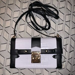 iPhone X Max travel crossbody case